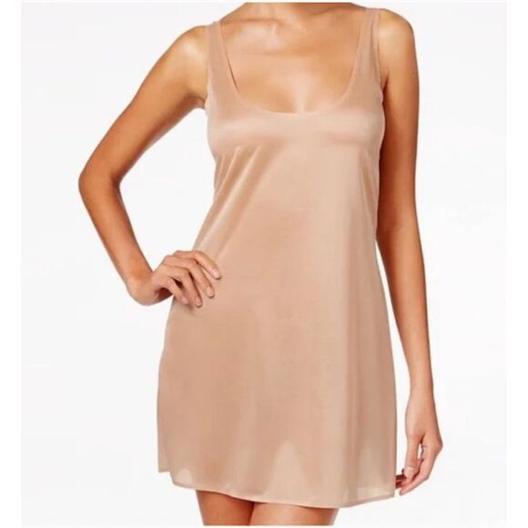 Spanx The Sweep Tank Slip (10073R) Nude Semi Sheer Large Layer Base Intimates - Picture 9 of 14